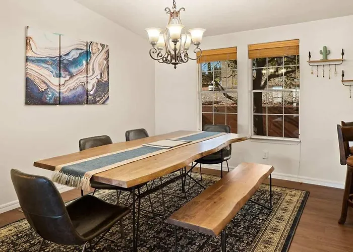 Great Family Located In