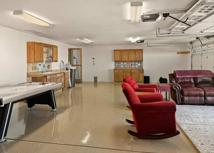 Great Family Located In